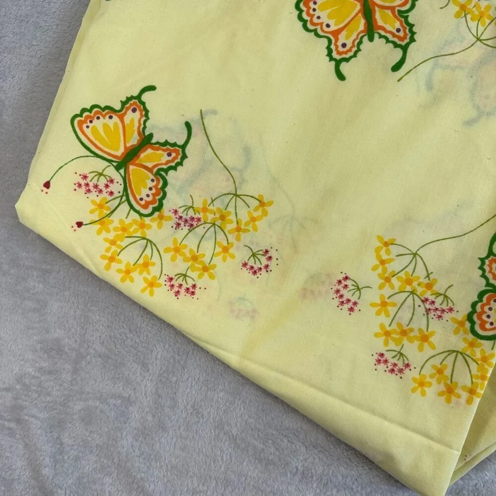 Vintage 70’s Butterfly Flat and fitted Twin Sheet C
